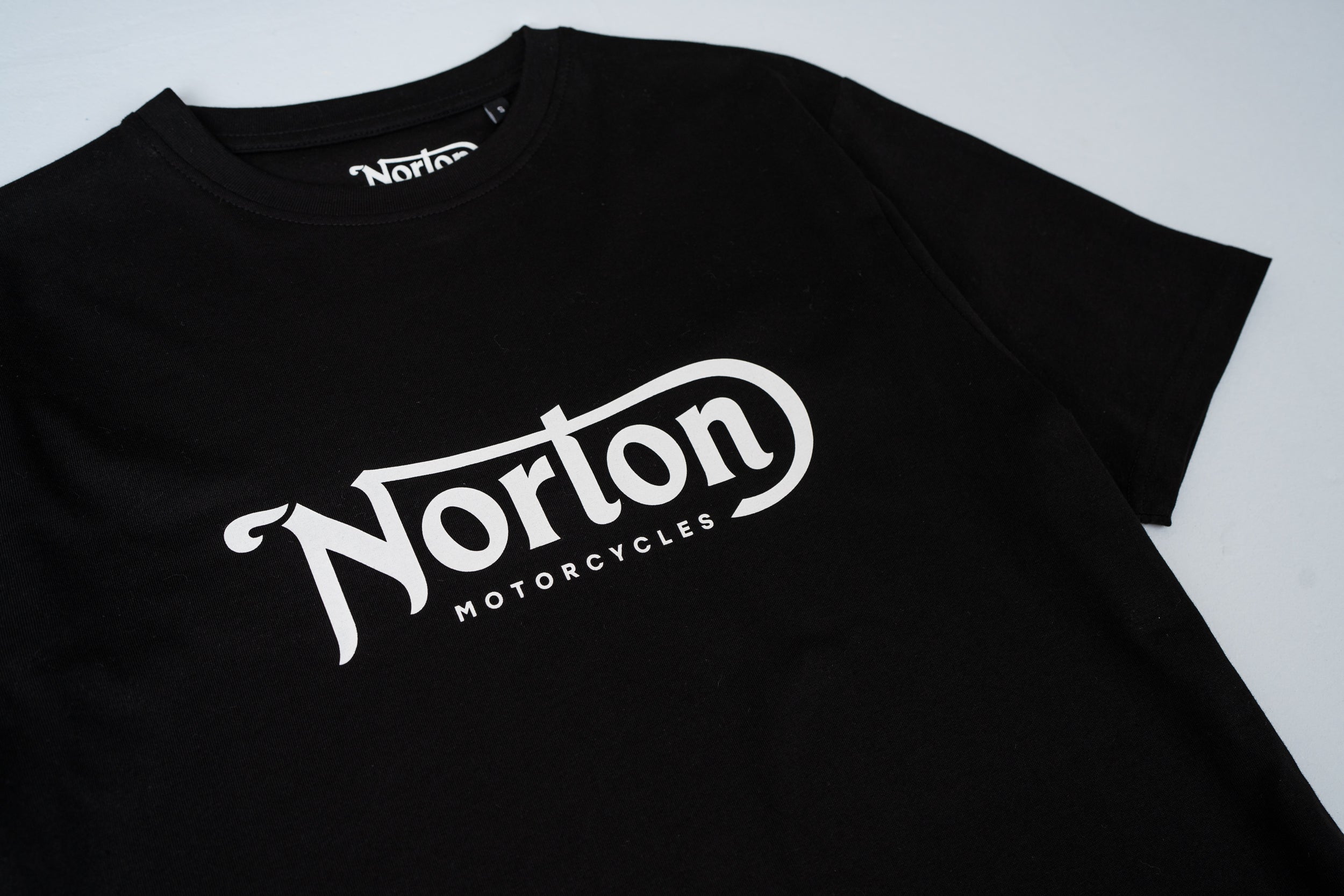 PROFESSIONAL LOGO T-SHIRT WHITE × BLACK CF35 Large Print Black T-shirt - Centreforce Radio 883